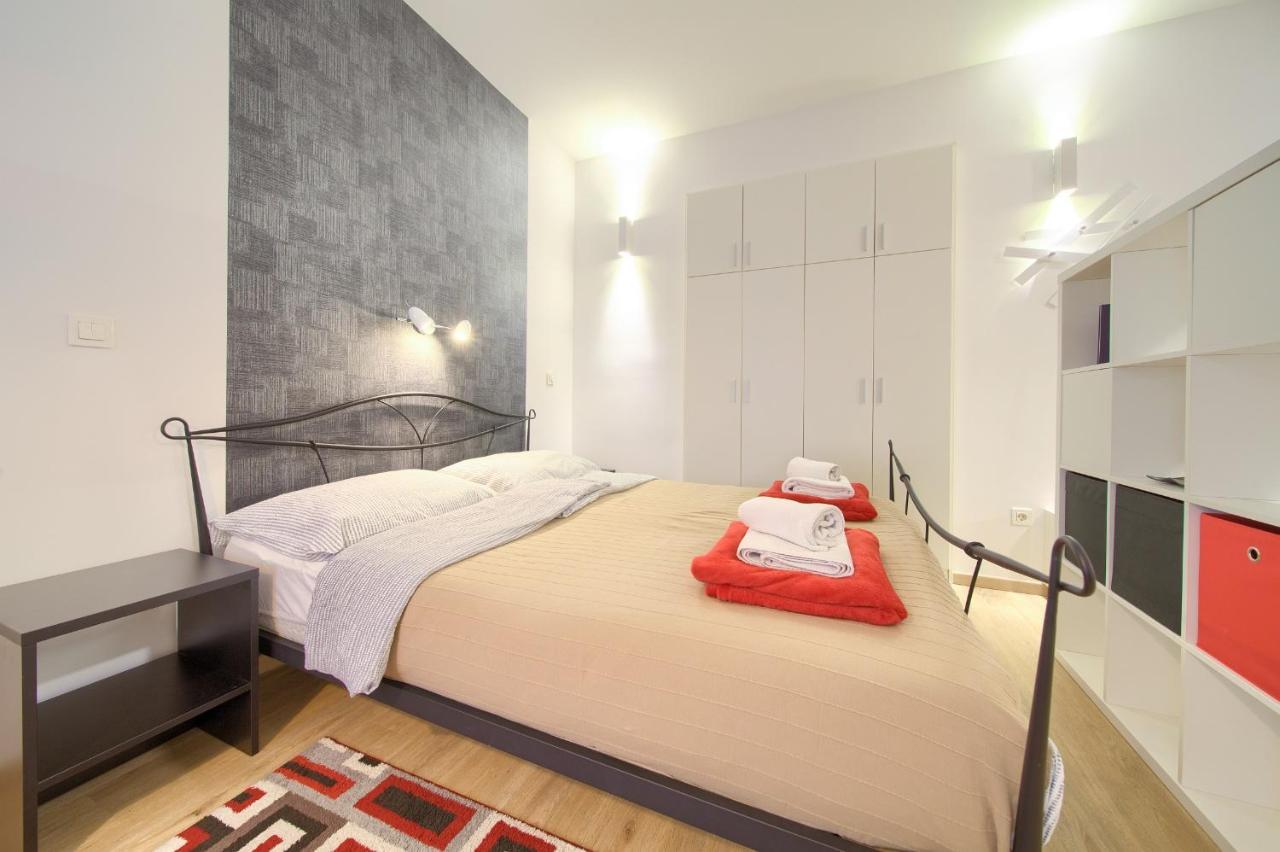 Logo Apartments 5 Min Walk To Main Square Zagreb Exterior foto